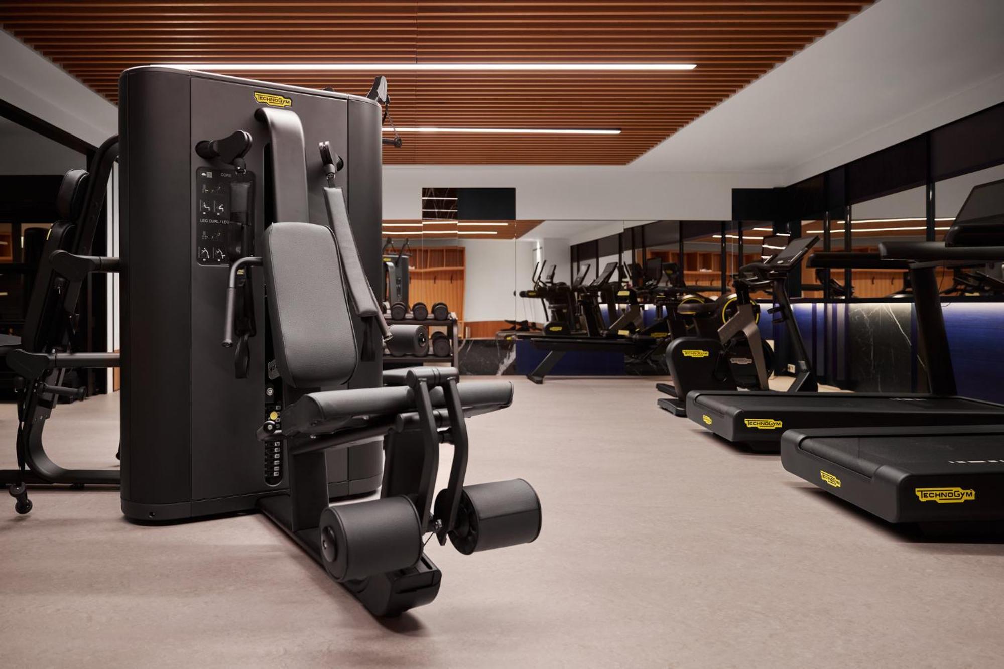 Отель Kimpton Main Frankfurt By Ihg Франкфурт-на-Майне Экстерьер фото