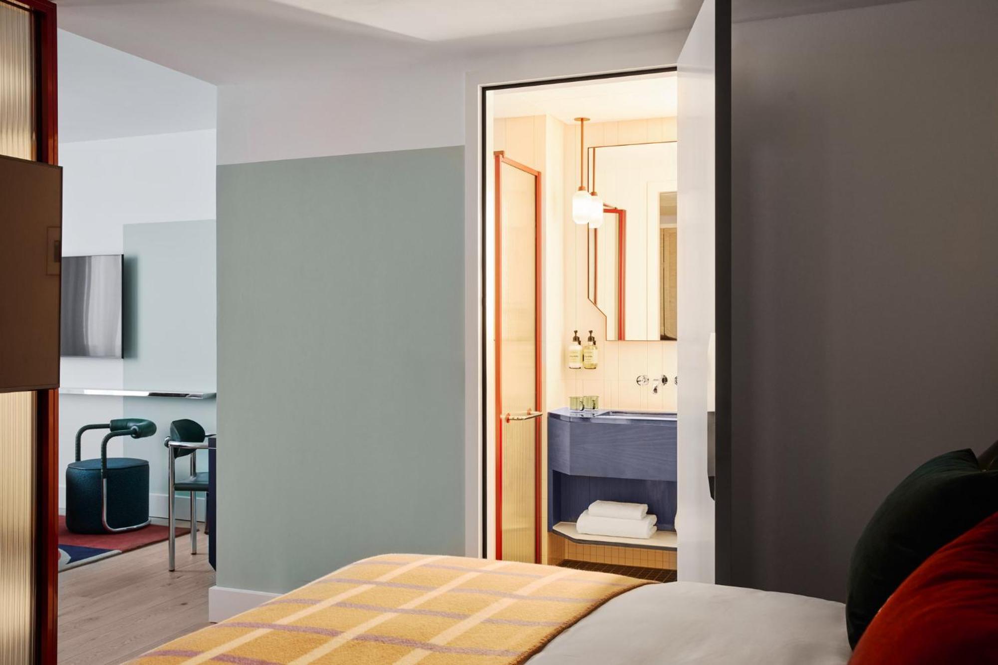 Отель Kimpton Main Frankfurt By Ihg Франкфурт-на-Майне Экстерьер фото